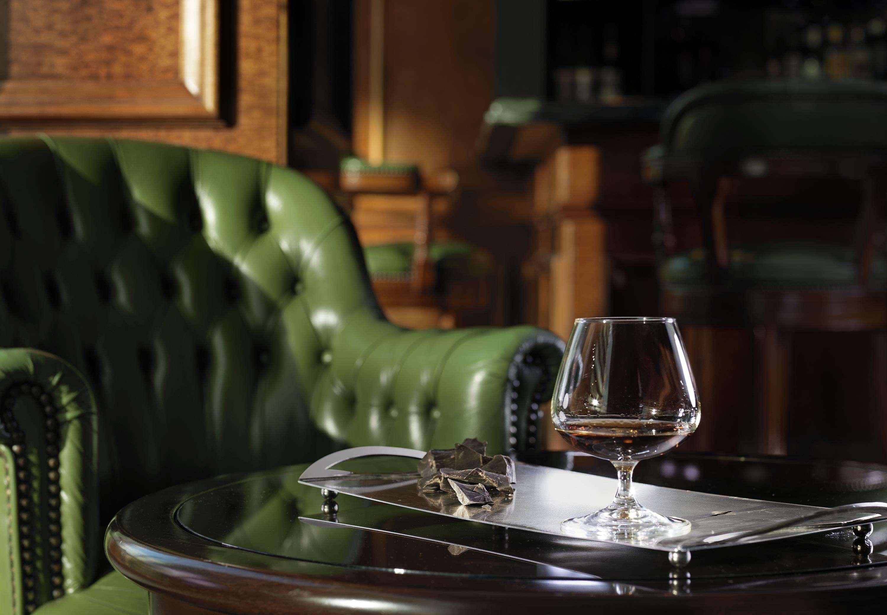 Hotel NJV Athens Plaza Restaurant foto A cognac glass